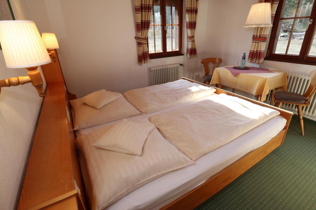 בונדורף אים שוורצוואלד Hoehenpension Glashuette Bed&Breakfast Fruehstueckspension Hotel Garni מראה חיצוני תמונה